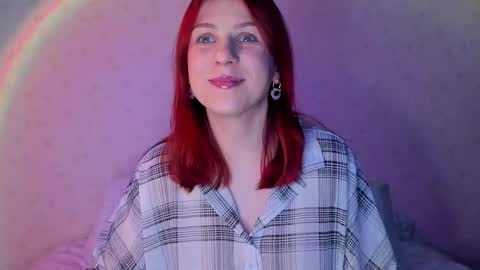 Snapshot of lyssan_xo chatting on February 24, 4:49 pm lyssan_xo online show from February 24, 4:49 pm