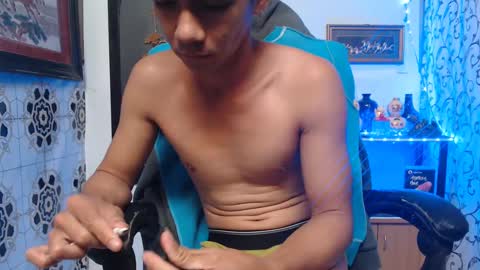 SWEETPINOY online show from January 3, 9:47 pm