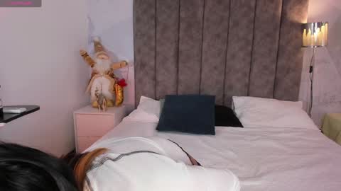 Lyxi online show from January 5, 11:26 am