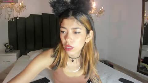 Lyxi online show from February 27, 11:41 am
