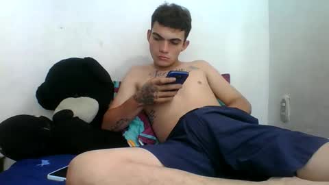 m0ntana777 online show from October 4, 10:35 am