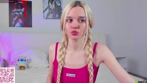 Snapshot of m1m1_angels chatting on June 8, 1:28 am Mimi GTM1 0200am-0945am Mon Tue Wed Thu Fri online show from June 8, 1:28 am