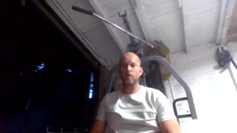 Snapshot of m1niviking chatting on June 15, 8:22 pm m1niviking online show from June 15, 8:22 pm
