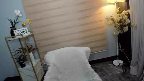 Snapshot of m1ssjanelana69 chatting on December 20, 12:52 am Janelovesu online show from December 20, 12:52 am