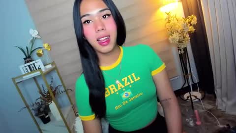 Snapshot of m1ssjanelana69 chatting on January 22, 1:31 am Janelovesu online show from January 22, 1:31 am