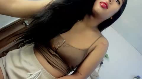 Janelovesu online show from June 10, 12:00 am
