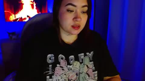 Snapshot of m33li chatting on April 12, 1:10 am Meli online show from April 12, 1:10 am