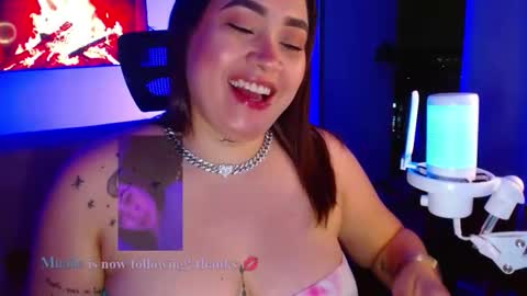 Snapshot of m33li chatting on June 10, 1:28 am Meli online show from June 10, 1:28 am