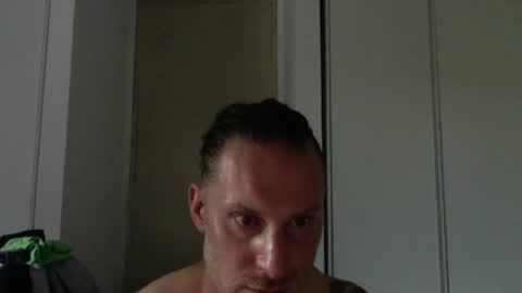 Snapshot of m4rduk81 chatting on July 15, 4:45 pm m4rduk online show from July 15, 4:45 pm