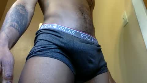 Snapshot of m4st3rmarcus chatting on February 2, 7:04 pm Marcus Black online show from February 2, 7:04 pm