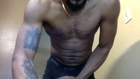 Snapshot of m4st3rmarcus chatting on February 19, 3:27 pm Marcus Black online show from February 19, 3:27 pm