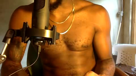 Snapshot of m4st3rmarcus chatting on September 11, 11:43 am Marcus Black online show from September 11, 11:43 am