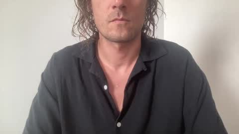 Snapshot of m9734 chatting on August 5, 11:13 am m9734 online show from August 5, 11:13 am