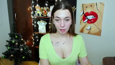 Snapshot of m_vikki chatting on January 11, 1:11 pm Vikki online show from January 11, 1:11 pm