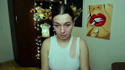 Snapshot of m_vikki chatting on January 21, 2:59 pm Vikki online show from January 21, 2:59 pm