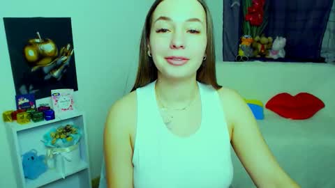 Vikki online show from February 19, 11:06 am