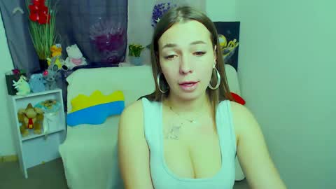 Vikki online show from April 14, 10:32 am