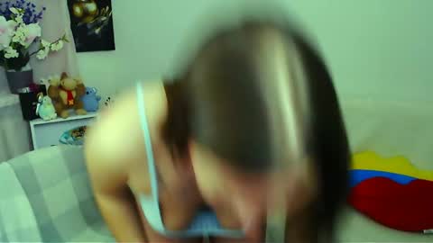 Vikki online show from May 25, 1:17 pm