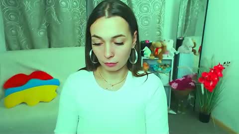 Vikki online show from June 12, 11:20 am