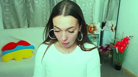 Vikki online show from June 20, 9:45 am