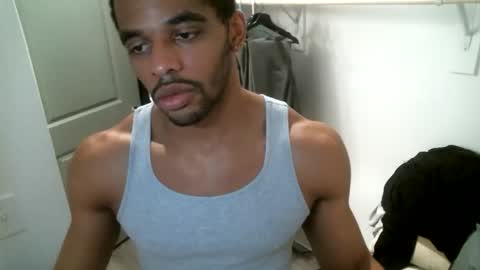 Snapshot of ma2whi chatting on February 14, 8:05 pm ma2whi online show from February 14, 8:05 pm