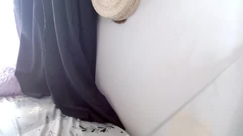 maaddy_thompson online show from March 27, 7:57 pm