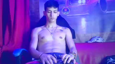 itgram pezlo josue online show from December 15, 9:24 am