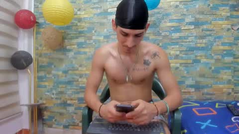 itgram pezlo josue online show from January 12, 8:25 pm