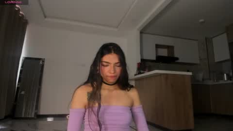 Snapshot of mabel_candy chatting on June 22, 8:28 pm Mabel Candy online show from June 22, 8:28 pm