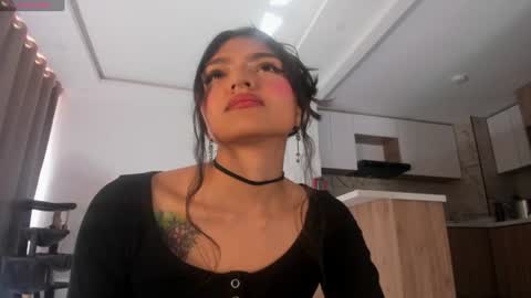 Snapshot of mabel_candy chatting on June 27, 7:19 pm Mabel Candy online show from June 27, 7:19 pm