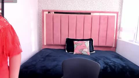 MABEL GRAY online show from February 7, 11:58 am