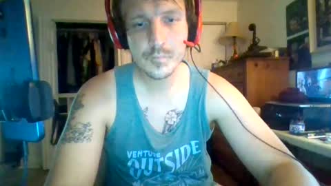 Snapshot of macdaddy9mm chatting on June 28, 6:58 pm macdaddy9mm online show from June 28, 6:58 pm
