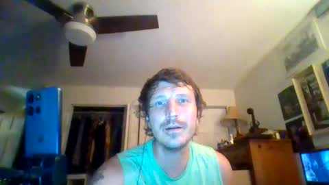 Snapshot of macdaddy9mm chatting on July 2, 12:32 am macdaddy9mm online show from July 2, 12:32 am