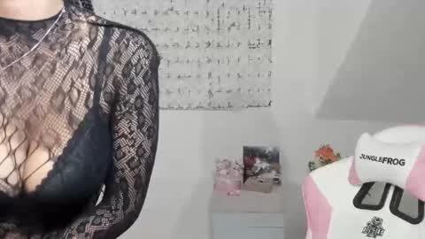 Mac Delice online show from March 8, 4:45 am