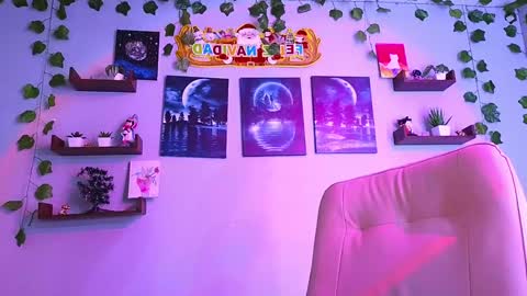 Snapshot of macey_hairy chatting on December 14, 12:01 pm Macey Elliot Modelo Independiente online show from December 14, 12:01 pm