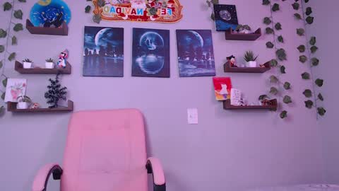 Snapshot of macey_hairy chatting on December 28, 4:20 pm Macey Elliot Modelo Independiente online show from December 28, 4:20 pm