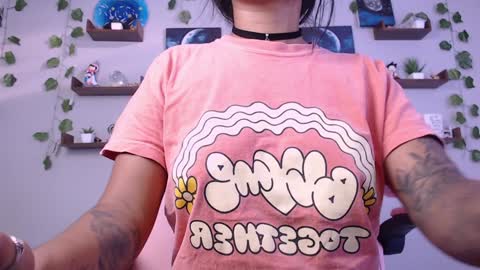 Snapshot of macey_hairy chatting on January 28, 12:32 pm Macey Elliot Modelo Independiente online show from January 28, 12:32 pm