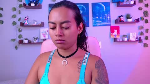Snapshot of macey_hairy chatting on January 31, 1:56 pm Macey Elliot Modelo Independiente online show from January 31, 1:56 pm