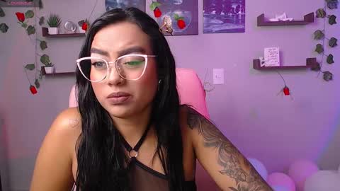 Snapshot of macey_hairy chatting on March 7, 5:17 pm Macey Elliot Modelo Independiente online show from March 7, 5:17 pm