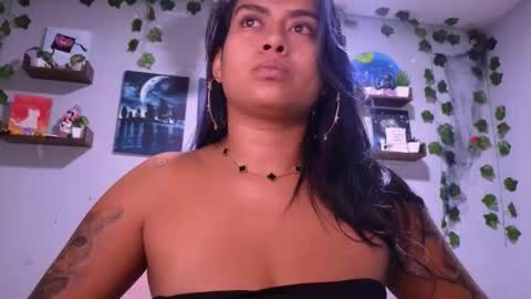 Macey Elliot Modelo Independiente online show from November 30, 11:20 pm
