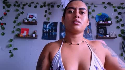 Macey Elliot Modelo Independiente online show from December 2, 5:19 pm