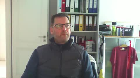 macfly67 online show from February 17, 12:48 pm