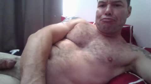 Snapshot of macgregorrrr chatting on November 29, 2:09 pm macgregorrrr online show from November 29, 2:09 pm