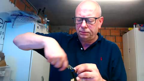 Andy online show from June 19, 6:34 pm
