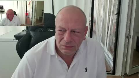 Andy online show from June 21, 6:16 am