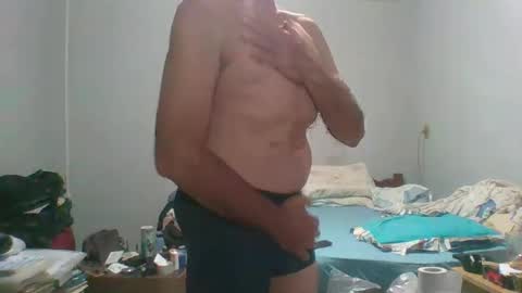 MACHOLIVRE online show from December 9, 4:12 am