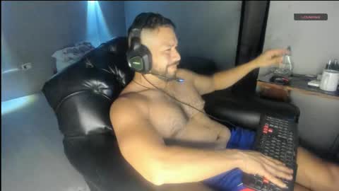 Snapshot of machohandsome chatting on April 20, 10:07 am Javier papichulo master how do you want online show from April 20, 10:07 am