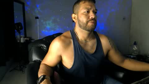 Snapshot of machohandsome chatting on May 24, 11:15 am Javier papichulo master how do you want online show from May 24, 11:15 am
