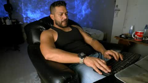 Snapshot of machohandsome chatting on June 14, 8:38 am Javier papichulo master how do you want online show from June 14, 8:38 am