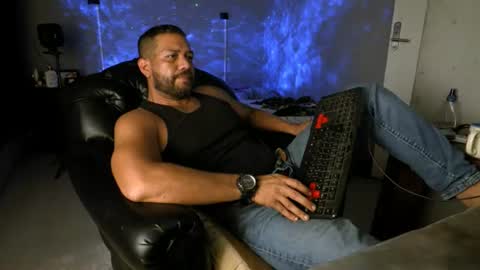 Snapshot of machohandsome chatting on July 2, 9:15 am Javier papichulo master how do you want online show from July 2, 9:15 am